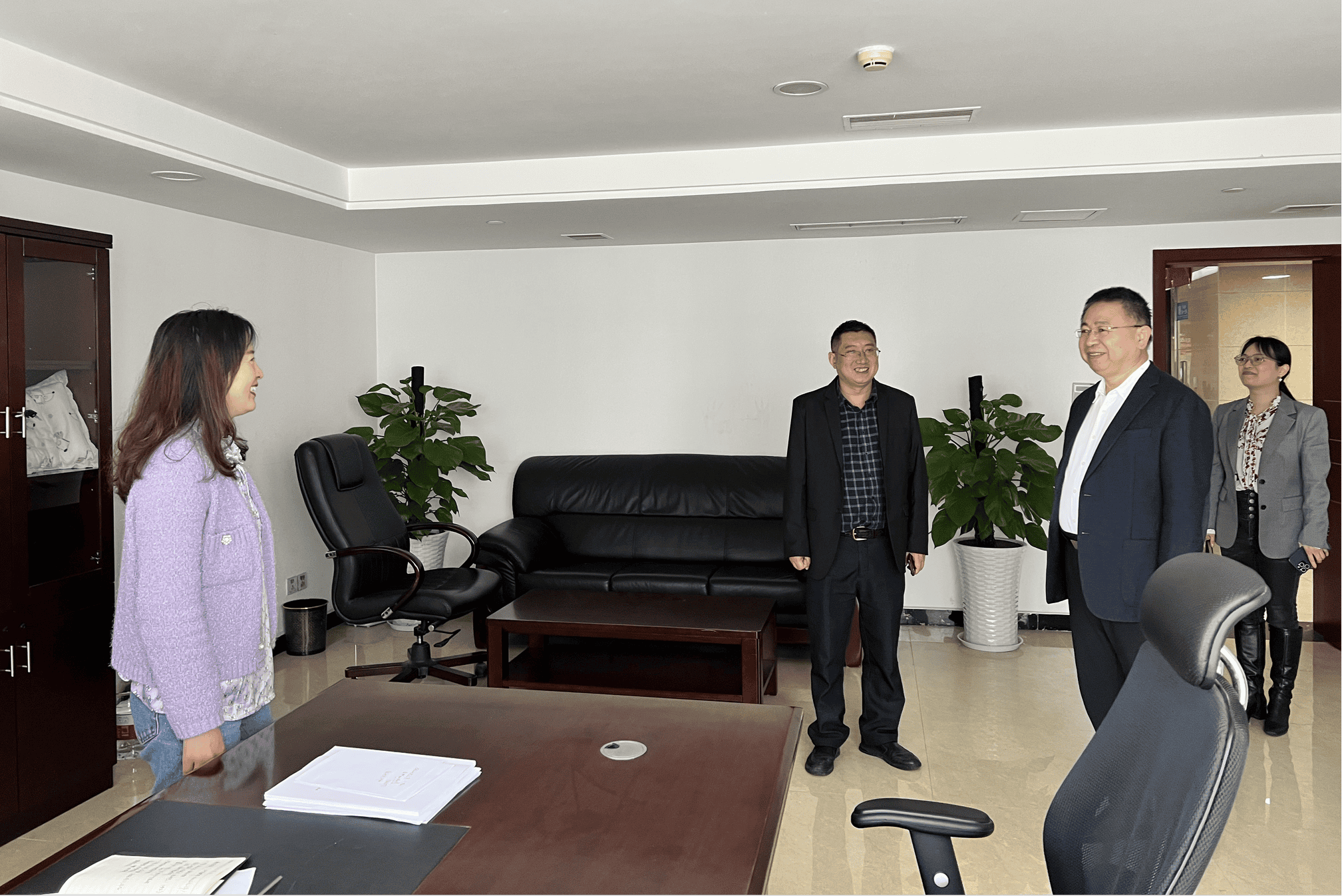 江涛一行到金核地勘公司调研指导事情_尊时凯龙新闻_金喜最火知名网_尊时凯龙有限责任公司