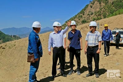 地矿集团党委书记罗其标带队赴大陆槽稀土矿山调研_下层动态_金喜最火知名网_尊时凯龙有限责任公司