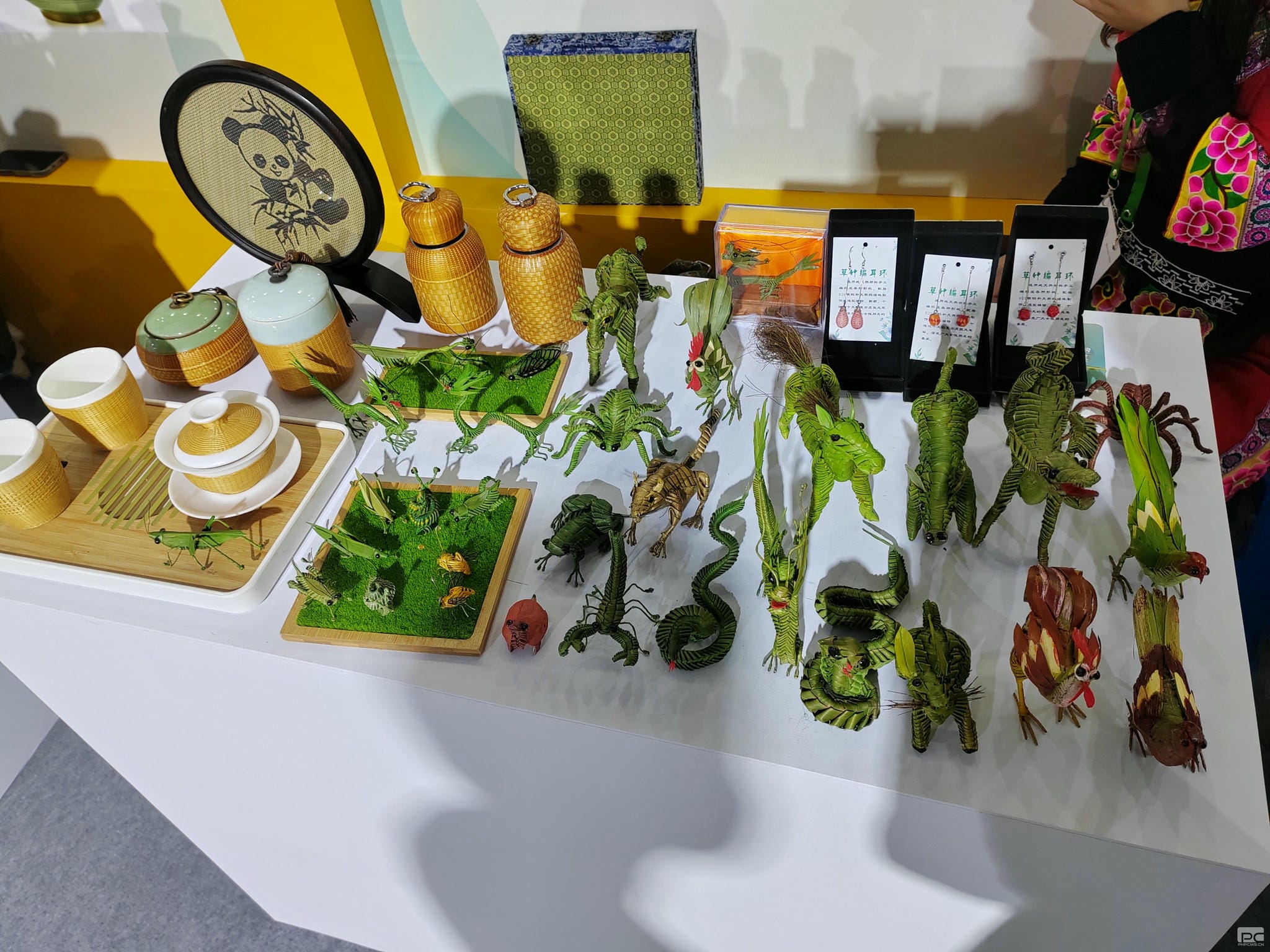  成都探矿科室分会开展“感受非遗魅力·传承古板文化”主题活动_下层动态_金喜最火知名网_尊时凯龙有限责任公司