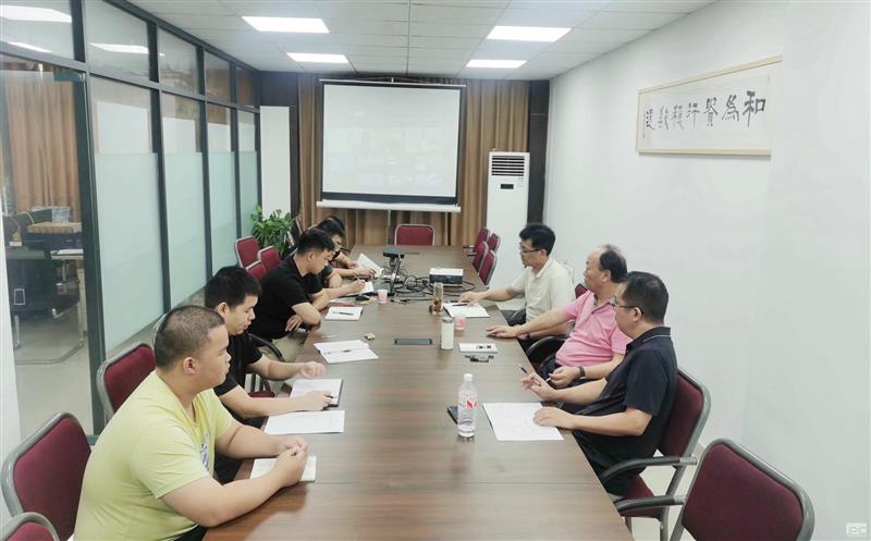 测绘公司向导赴下层调研，，，，，开展“送清凉”活动